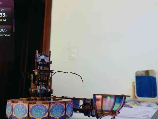 ViktoriaSillk webcam
