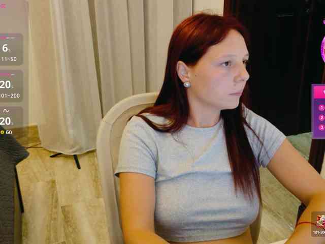 ViktoriaSillk webcam