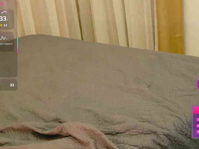 ViktoriaSillk webcam
