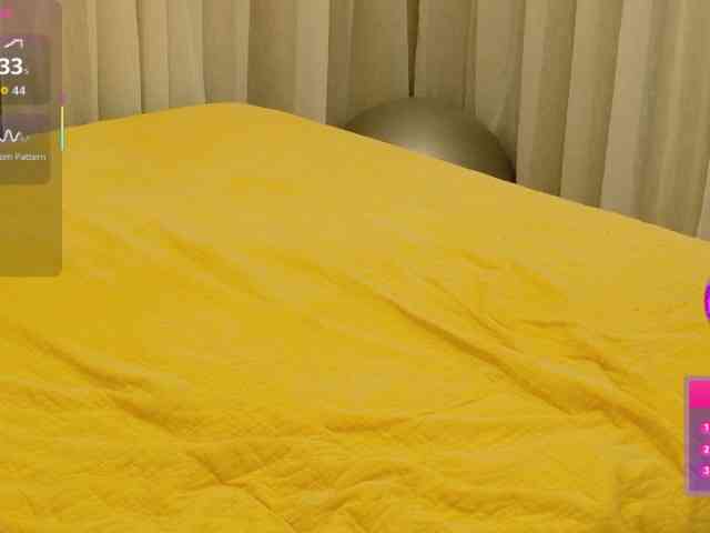 ViktoriaSillk webcam