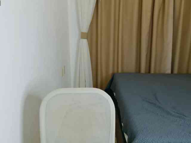 ViktoriaSillk webcam