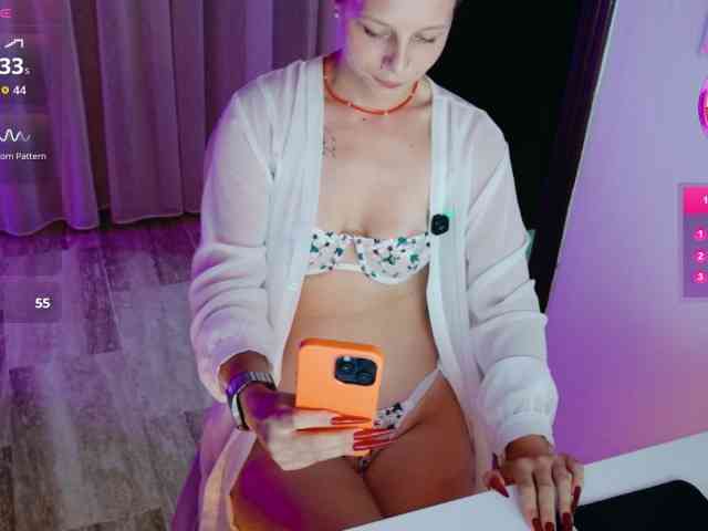ViktoriaSillk Live Webcam on BongaCams