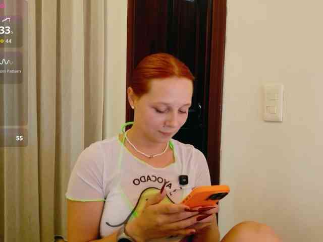 ViktoriaSillk webcam