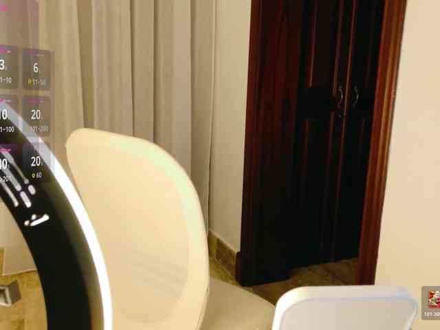 ViktoriaSillk webcam