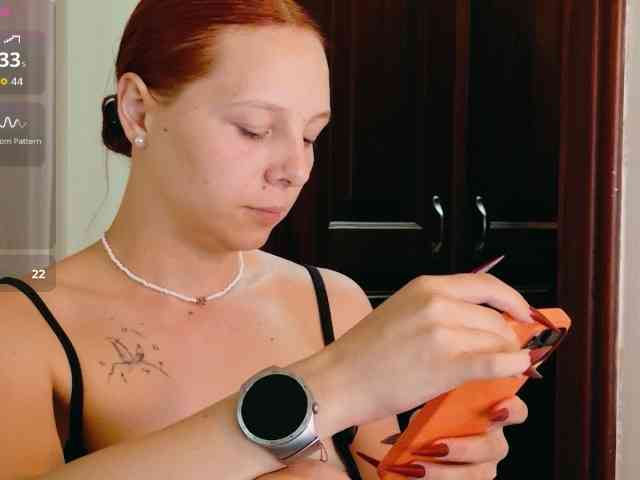 ViktoriaSillk webcam