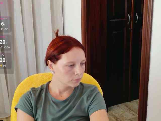 ViktoriaSillk webcam