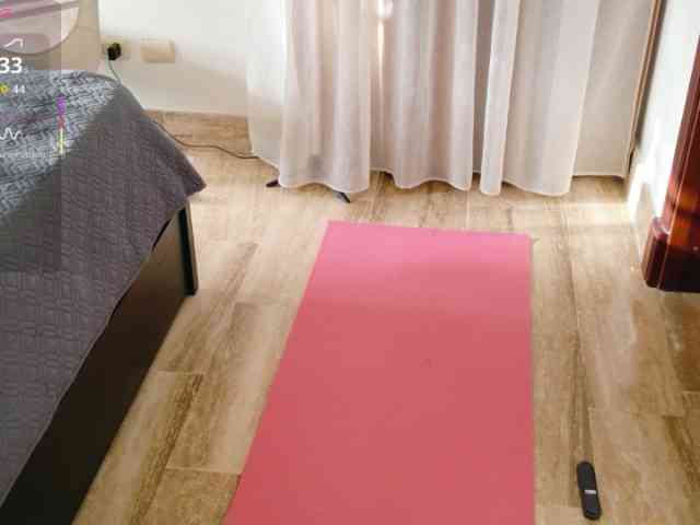 ViktoriaSillk webcam