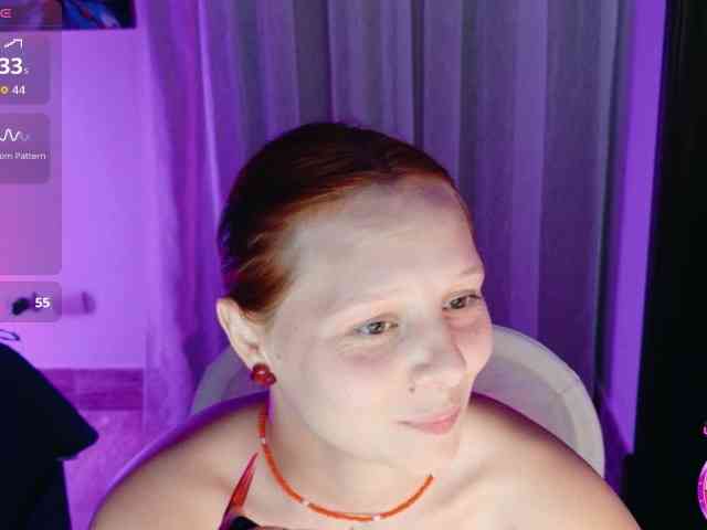 ViktoriaSillk webcam