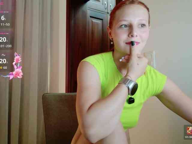 ViktoriaSillk webcam