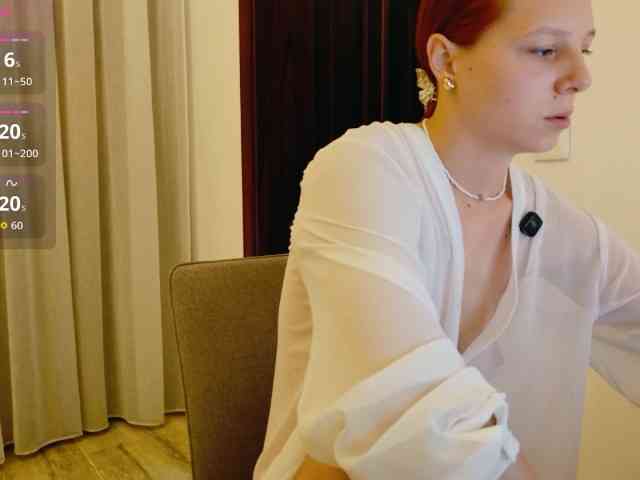 ViktoriaSillk webcam