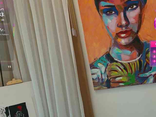 ViktoriaSillk webcam