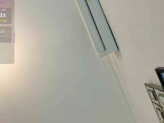 ViktoriaSillk webcam