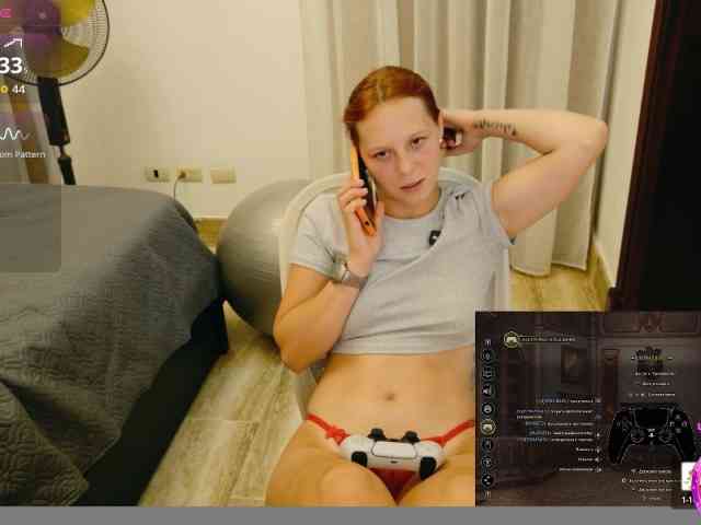 ViktoriaSillk webcam