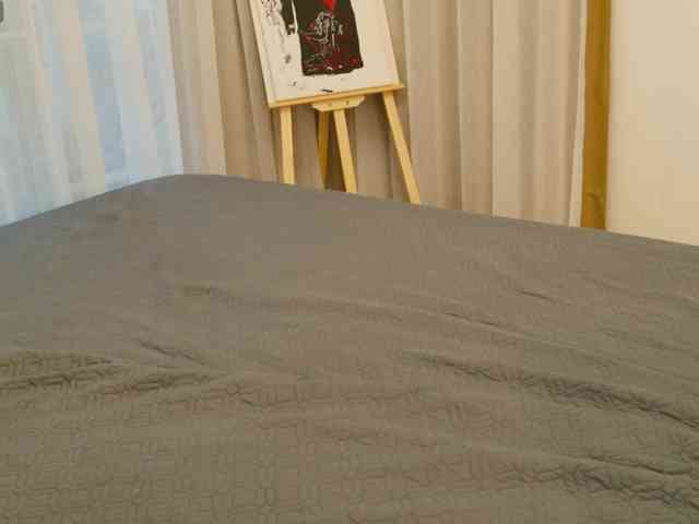 ViktoriaSillk webcam