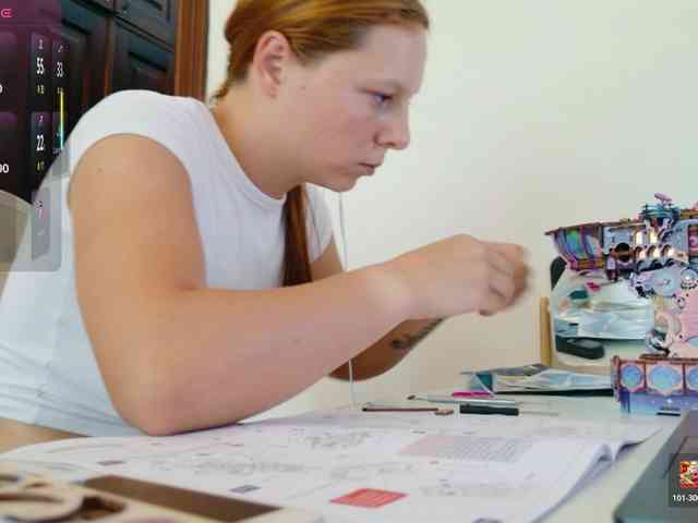 ViktoriaSillk webcam