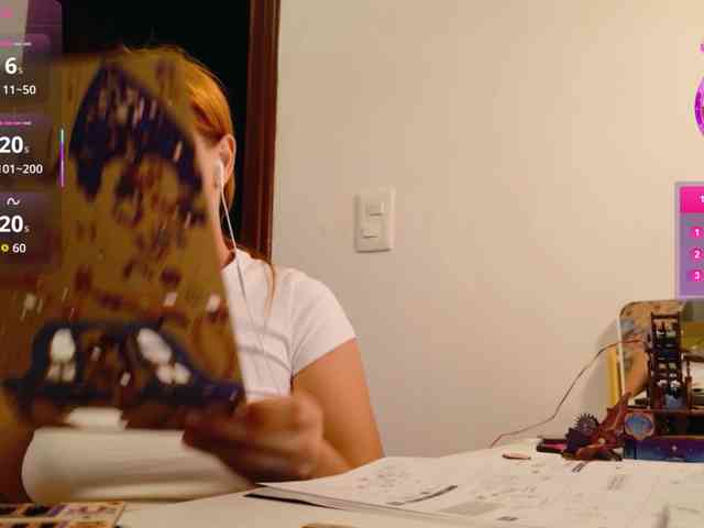 ViktoriaSillk webcam