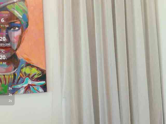 ViktoriaSillk webcam