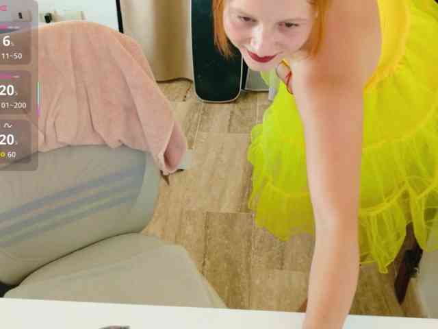 ViktoriaSillk webcam