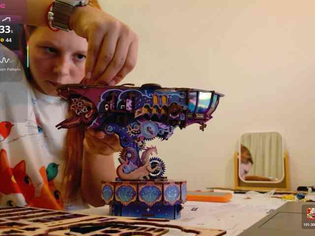 ViktoriaSillk webcam