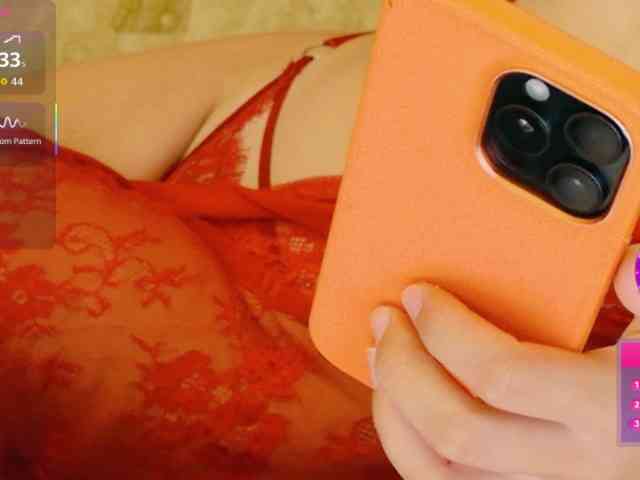 ViktoriaSillk webcam