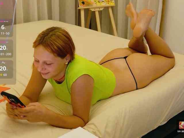 ViktoriaSillk webcam