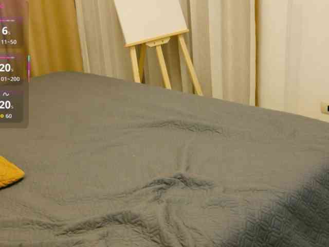 ViktoriaSillk webcam