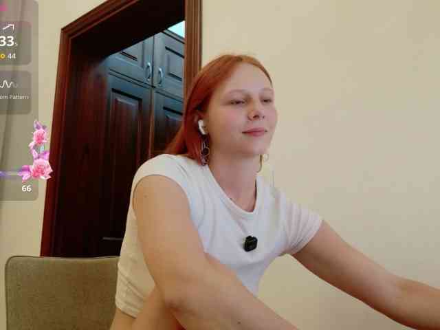 ViktoriaSillk webcam