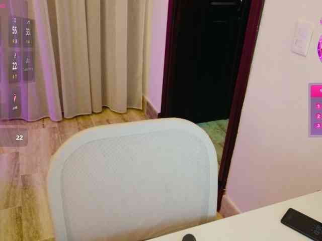 ViktoriaSillk webcam