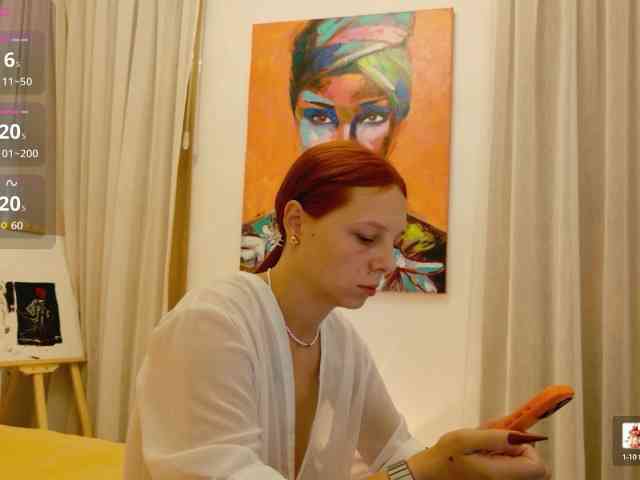 ViktoriaSillk webcam