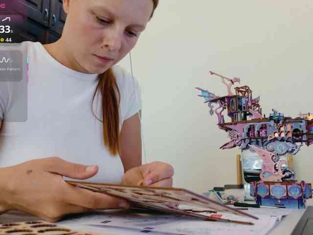 ViktoriaSillk webcam