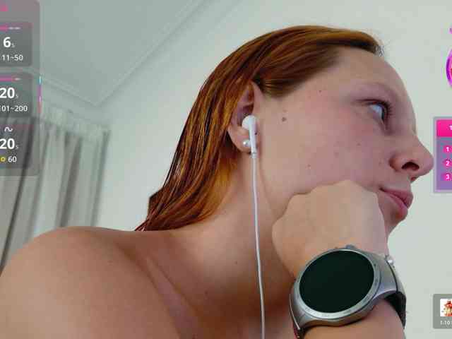ViktoriaSillk webcam