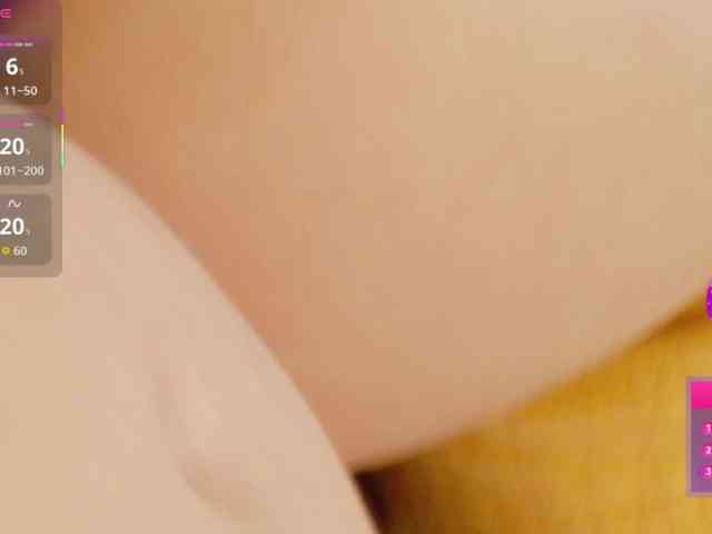 ViktoriaSillk webcam
