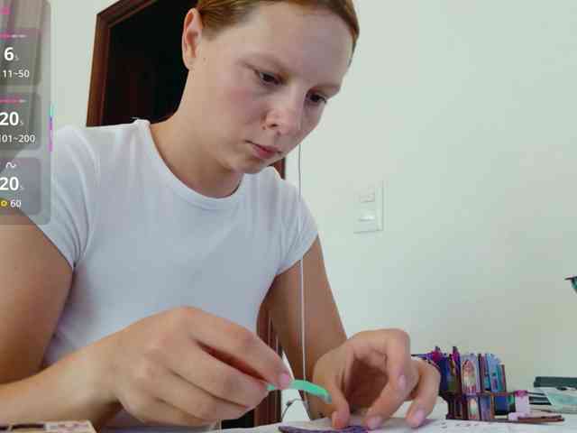 ViktoriaSillk webcam