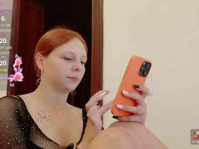 ViktoriaSillk webcam