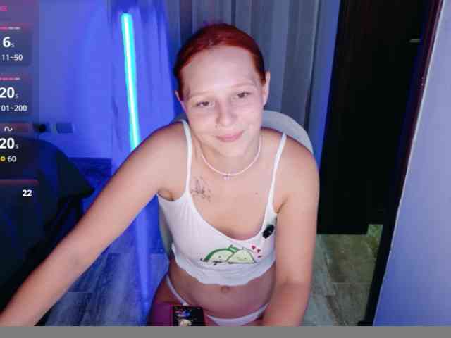 ViktoriaSillk webcam