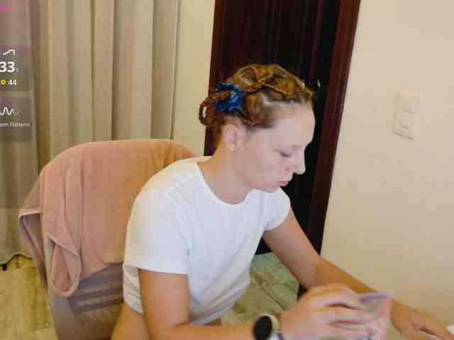 ViktoriaSillk webcam