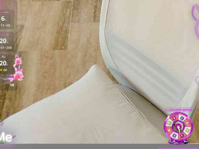 ViktoriaSillk webcam