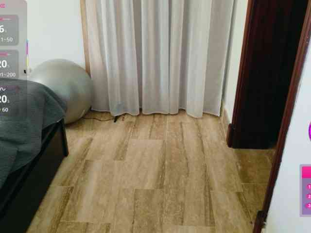 ViktoriaSillk webcam