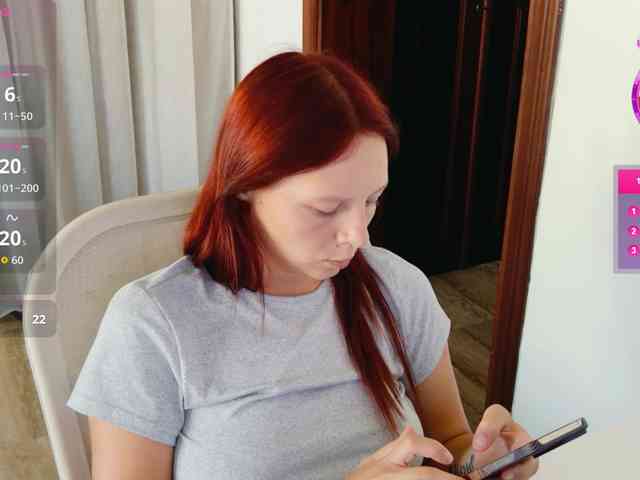 ViktoriaSillk webcam
