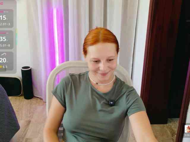 ViktoriaSillk webcam