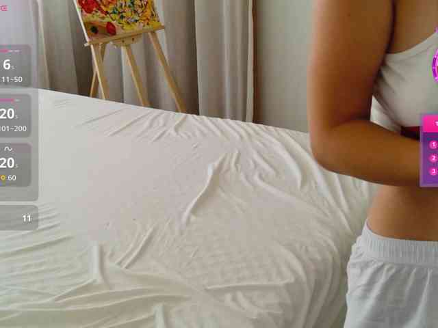 ViktoriaSillk webcam