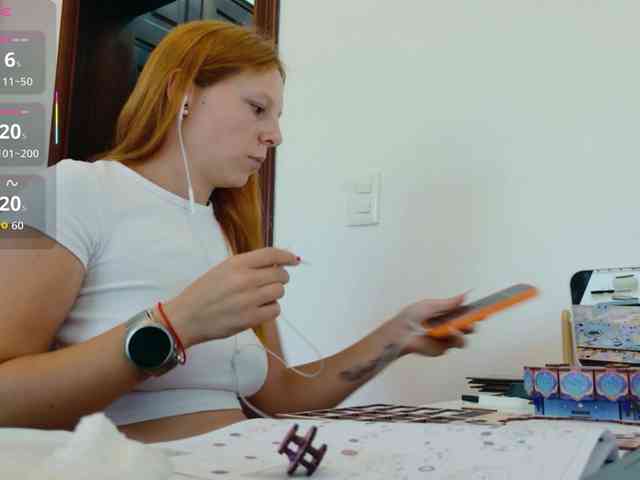 ViktoriaSillk webcam