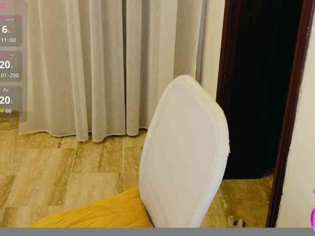ViktoriaSillk webcam