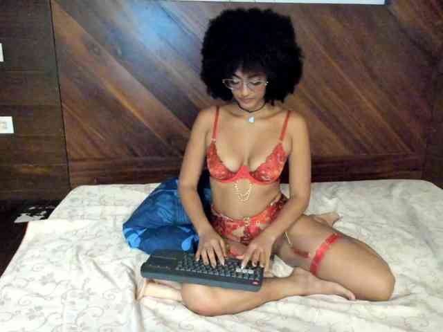 Samantha-Ebony