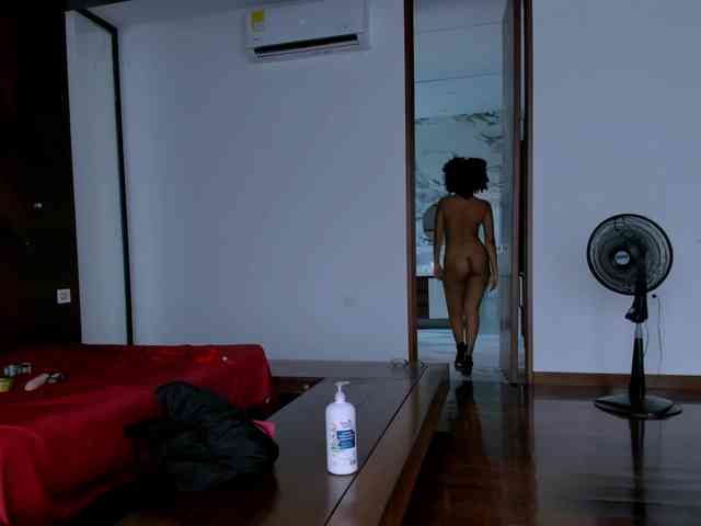Samantha-Ebony webcam