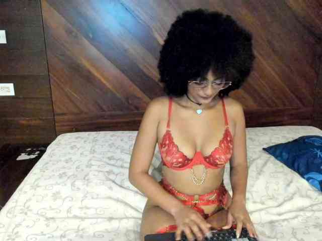 Samantha-Ebony