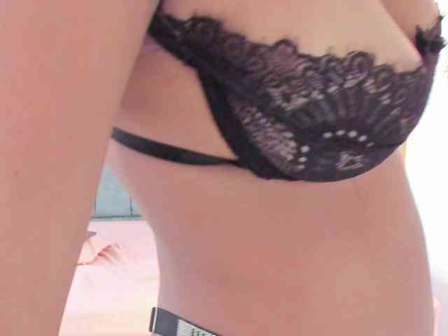 Samantha-Ebony webcam