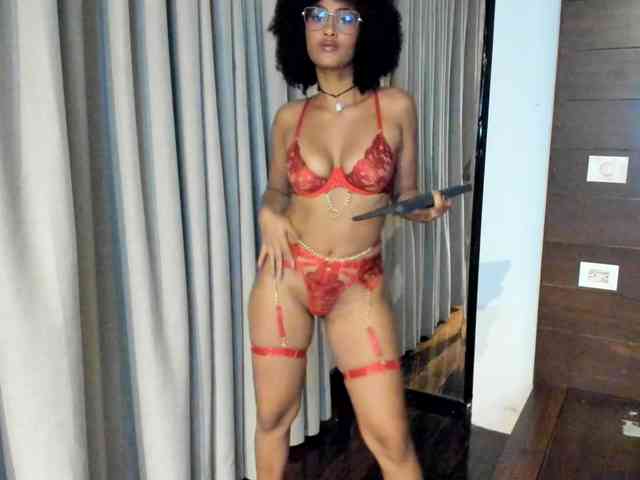 Samantha-Ebony