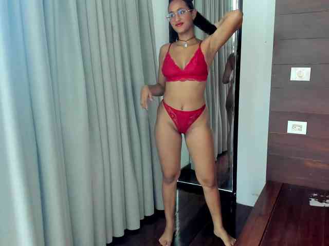 Samantha-Ebony