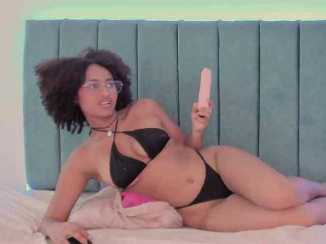 Samantha-Ebony
